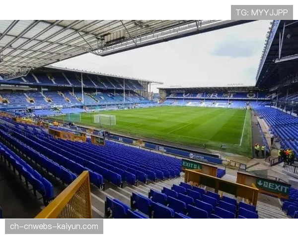 埃弗顿新球场布拉姆利-摩尔码头球场通过最终安全验收