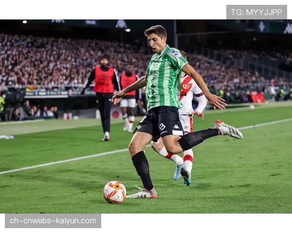 社论：青训学院过度强调控球，是否导致英格兰本土防守型中场人才短缺？